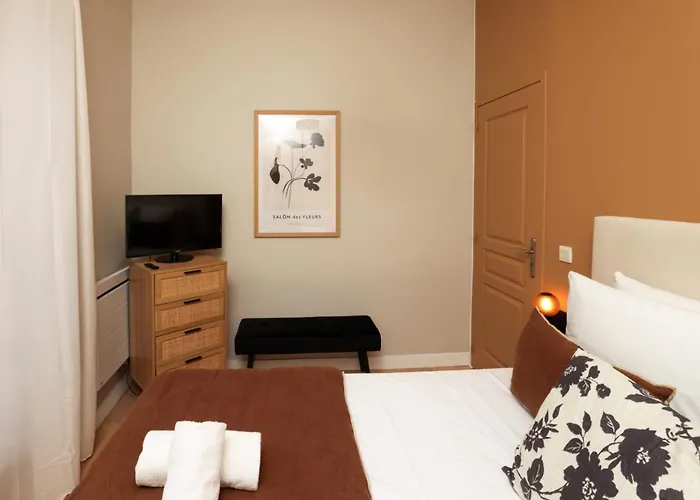 Cel Ethere By Rahault דירה קרקסון